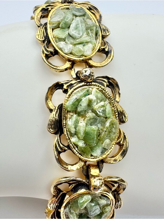 Vintage Green Jade Gold Toned Bracelet - Picture 2 of 14